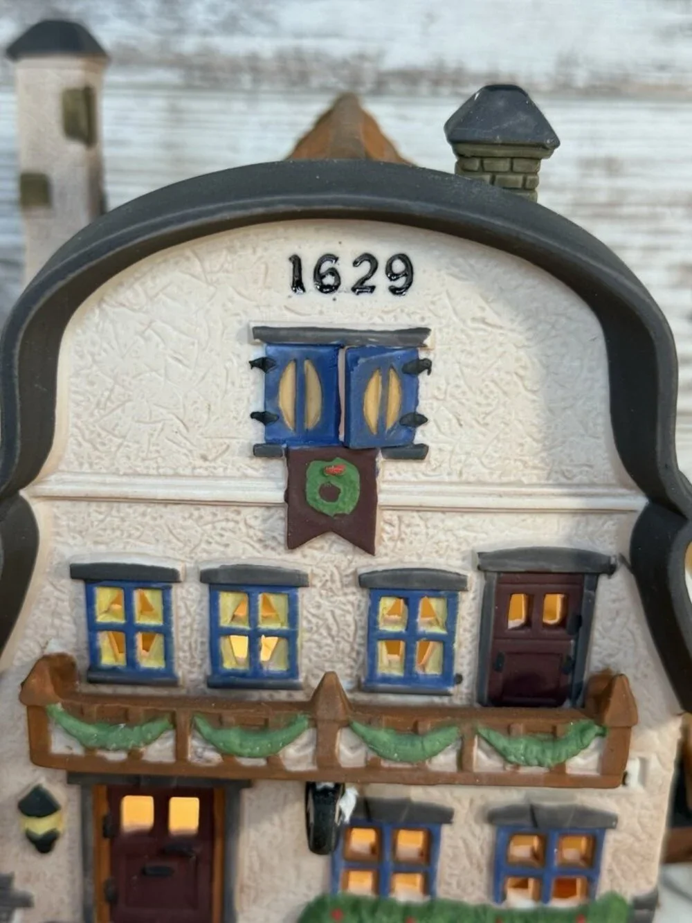 Dept 56 Heritage Alpine Village Series METTERNICHE WURST #5618-9